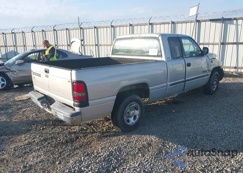 2000 Dodge Ram 1500 St из США, поврежденный, VIN 3B7HC13Z6YG157761